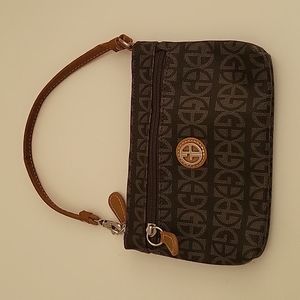 Giani Bernini wristlet, New no tag. Dark brown.